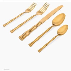 Elegant Gold Cutlery Set
